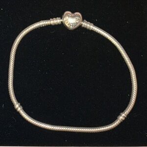 Pandora Puffy Heart Snake Chain Bracelet 23